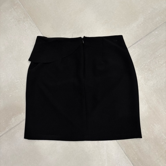 2 X BLACK MINI SKIRTS - Picture 6 of 7